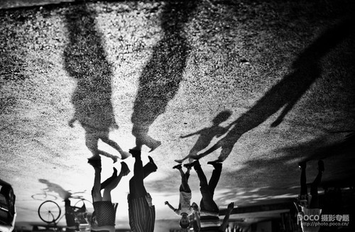 如何在街(jiē)頭攝影中(zhōng)找到與衆不同的視角