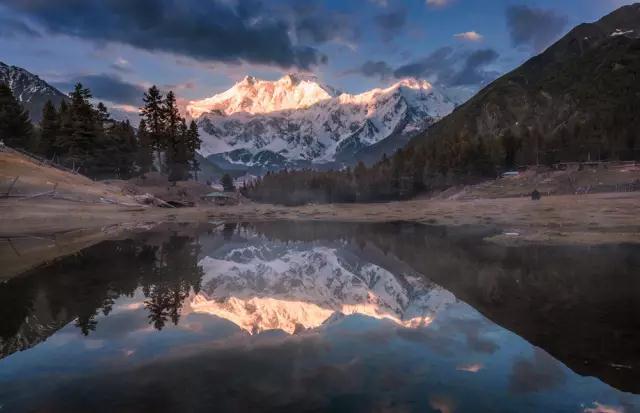 攝影構圖的核心技(jì )巧——不是三分(fēn)法，也不是做減法